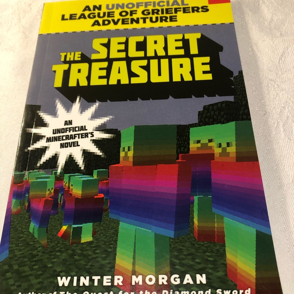 Unofficial Minecraft Adventure Novel - Book #1 The Secret Treasure